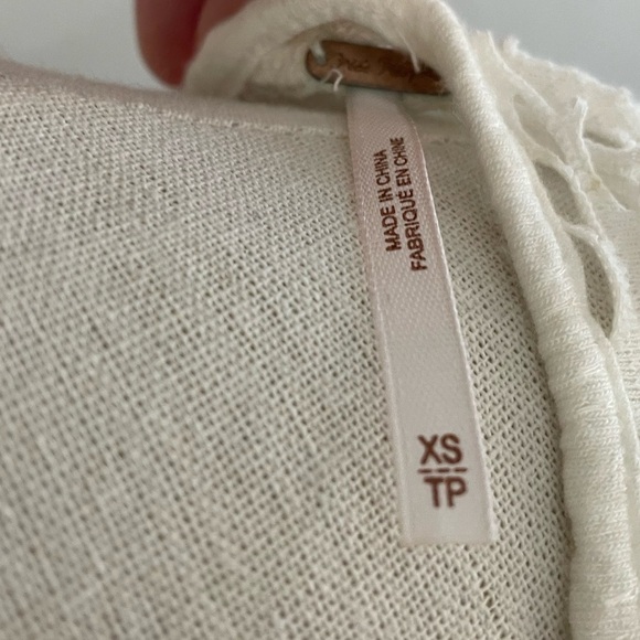 Free People, XS, women’s crochet and knit flared long sleeve boho mini dress EUC - Picture 5 of 11